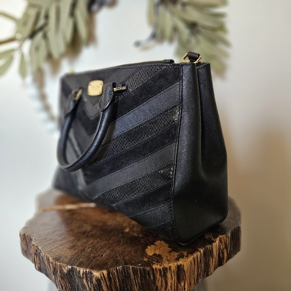 Michael Kors Tote Bag Medium EAST WEST MIXED MEDIA CHEVRON PYTHON DILLON NWOT - Picture 3 of 13